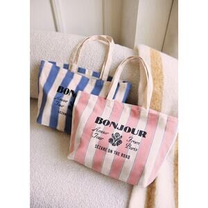 S�zane Blue Tote Bag